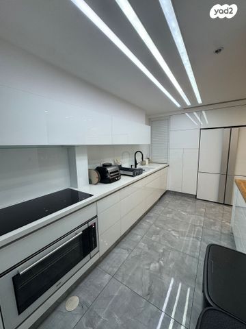 דירה, ענבים 2, רובע ט"ז, אשדוד