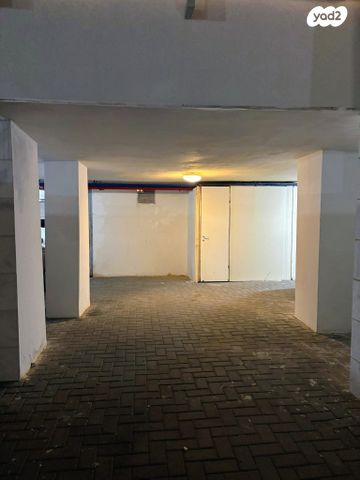 דירה, מסריק 4, רוטשילד עצמאות, בת ים