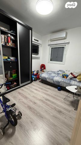 גג/ פנטהאוז, עגנון 12, דרום מערב ותיק, בת ים