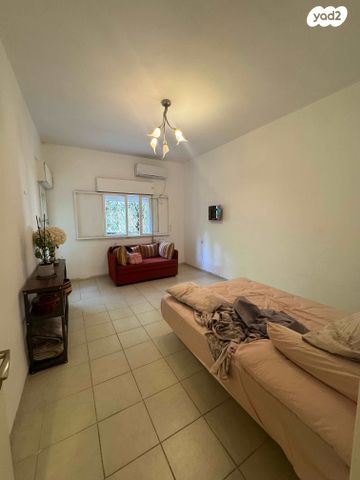 דירה, בן יהודה 31, מסדה, חיפה