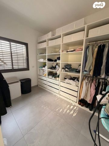 בית פרטי/ קוטג', נאות הדרים, גן יבנה