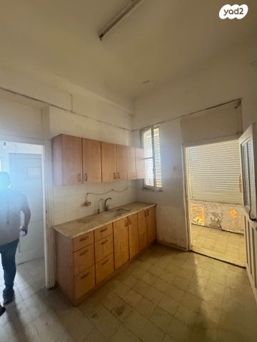 דירה, הרצליה, חיפה