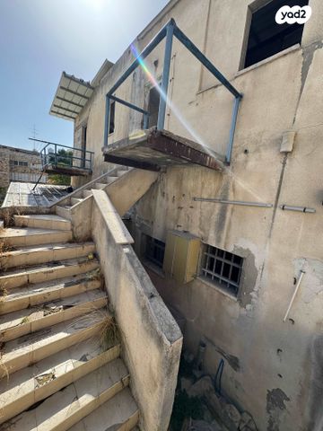 בניין מגורים, יהודה הלוי, העיר התחתית, ואדי סאליב, חיפה