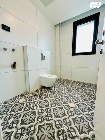 דירה, בנימין וולפוביץ' 11, מרכז דרום, רעננה