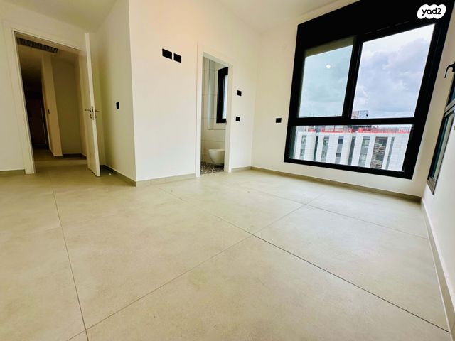 דירה, בנימין וולפוביץ' 11, מרכז דרום, רעננה