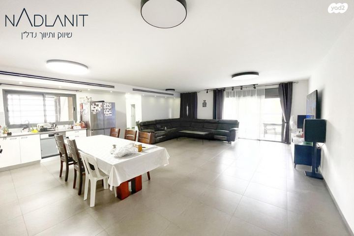 דירה, אלישע הנביא, הנביאים, מודיעין מכבים רעות