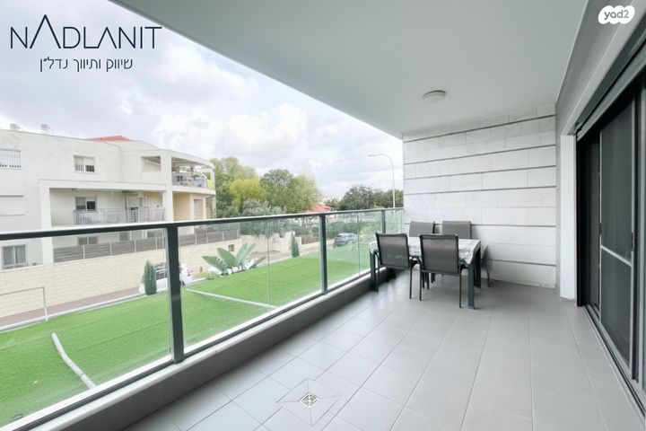 דירה, אלישע הנביא, הנביאים, מודיעין מכבים רעות