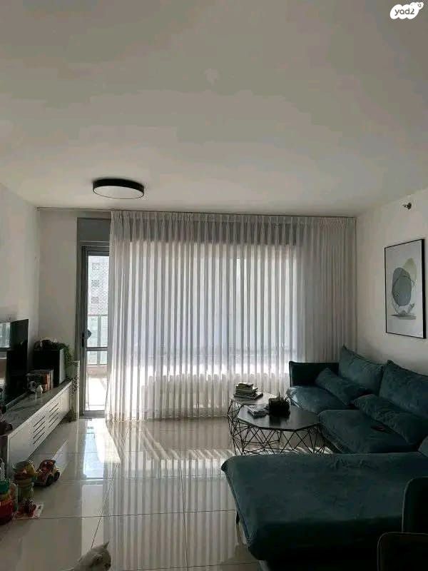 דירה, צבי תדמור, ח-501, חולון