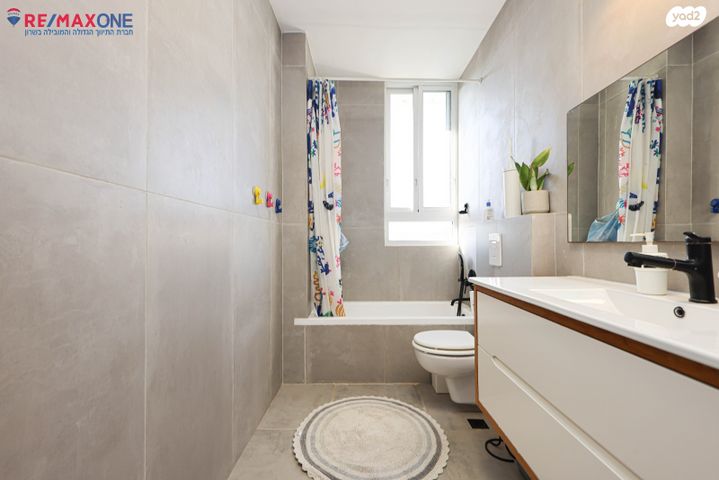 גג/ פנטהאוז, כפר סבא