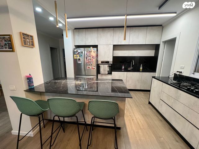 דירה, כפר סבא