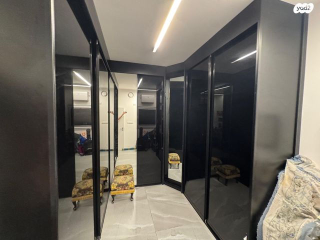 דירה, דרך מנחם בגין 144, מונטיפיורי, הרכבת, תל אביב יפו