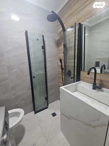 דירה, קרית אתא