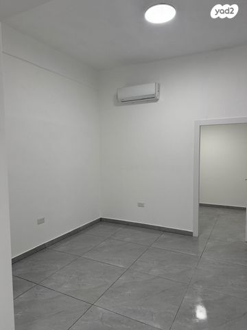 דירה, חכמי אתונה, שפירא, תל אביב יפו