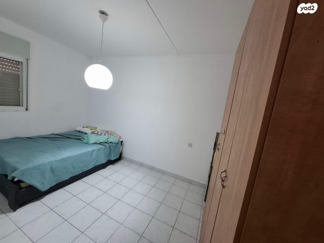 דירה, פנחס ספיר, מגדל העמק