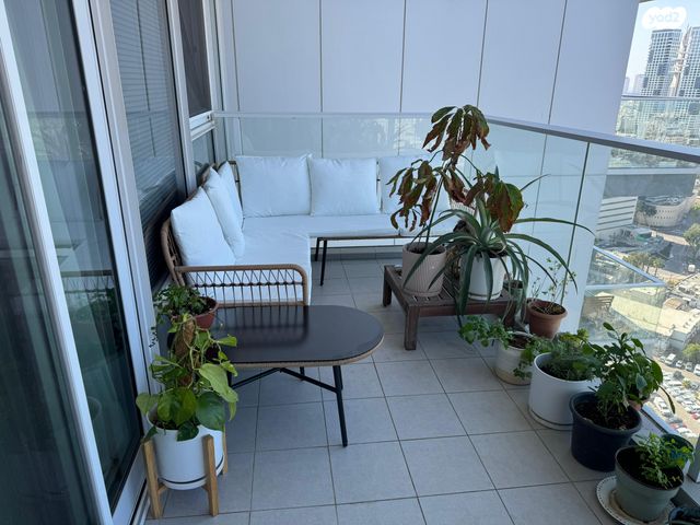 דירה, דרך מנחם בגין 144, מונטיפיורי, הרכבת, תל אביב יפו