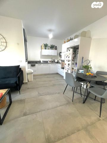 דירה, פנקס, נווה רם, שיכון מזרחי, רמת גן