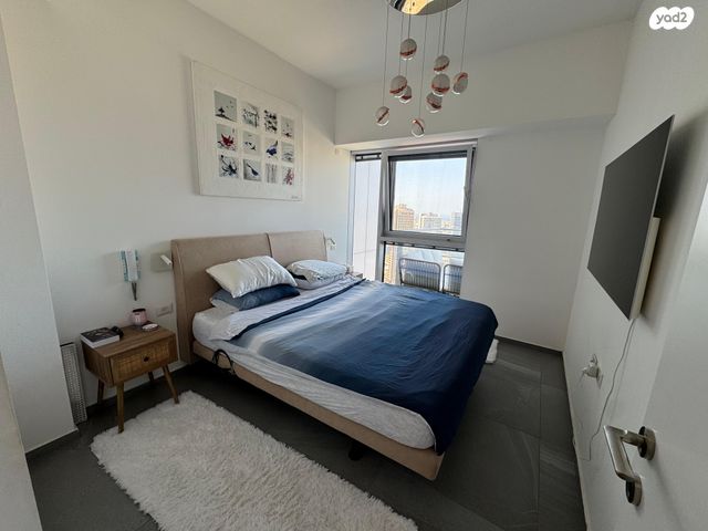 דירה, דרך מנחם בגין 144, מונטיפיורי, הרכבת, תל אביב יפו