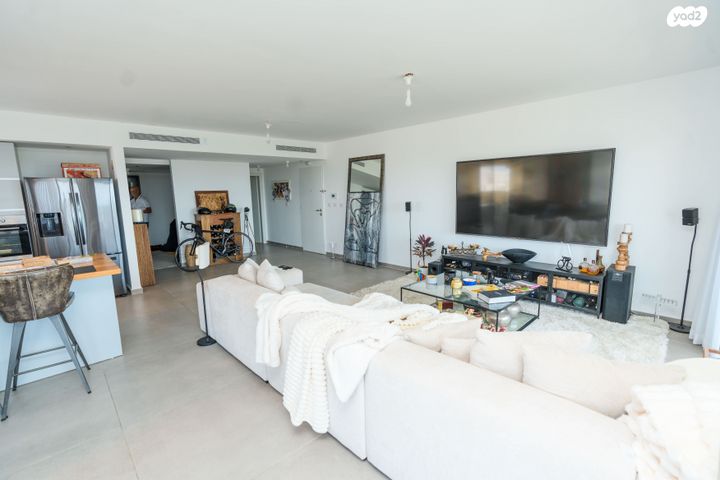 גג/ פנטהאוז, אור ים, אור עקיבא