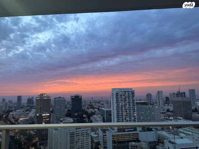 דירה, דרך מנחם בגין 144, מונטיפיורי, הרכבת, תל אביב יפו