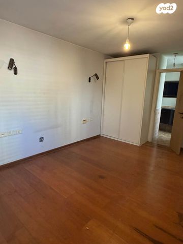 גג/ פנטהאוז, ברוריה, נחלת יצחק, תל אביב יפו