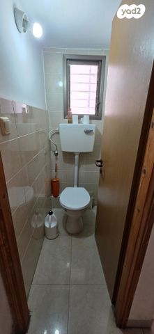 דירה, קריניצי 79, שכונת בן גוריון, מרכז העיר ג', רמת גן