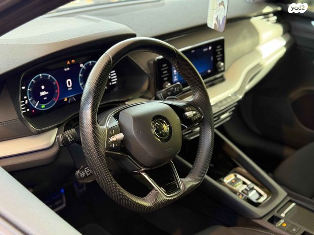 סקודה אוקטביה