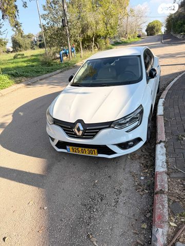 רנו מגאן