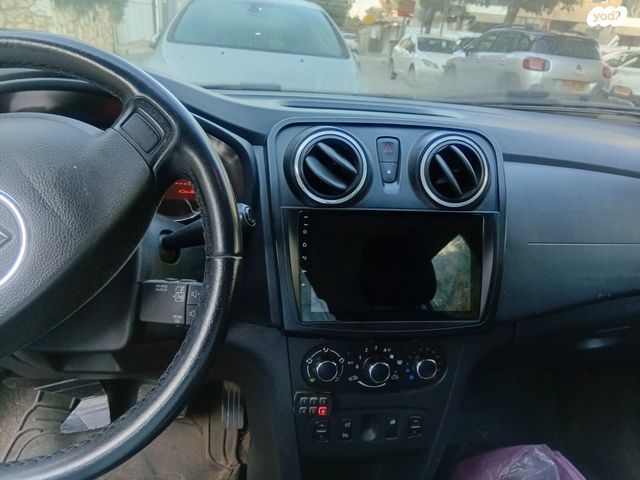 דאצ'יה לוגאן