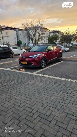 טויוטה C-HR