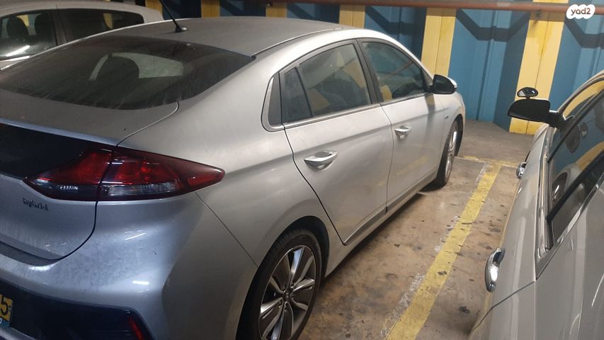 יונדאי איוניק