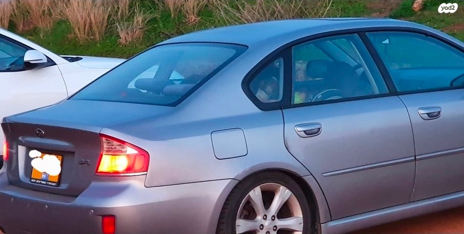 מודעת רכב סובארו B4/לגאסי