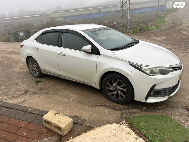 טויוטה קורולה