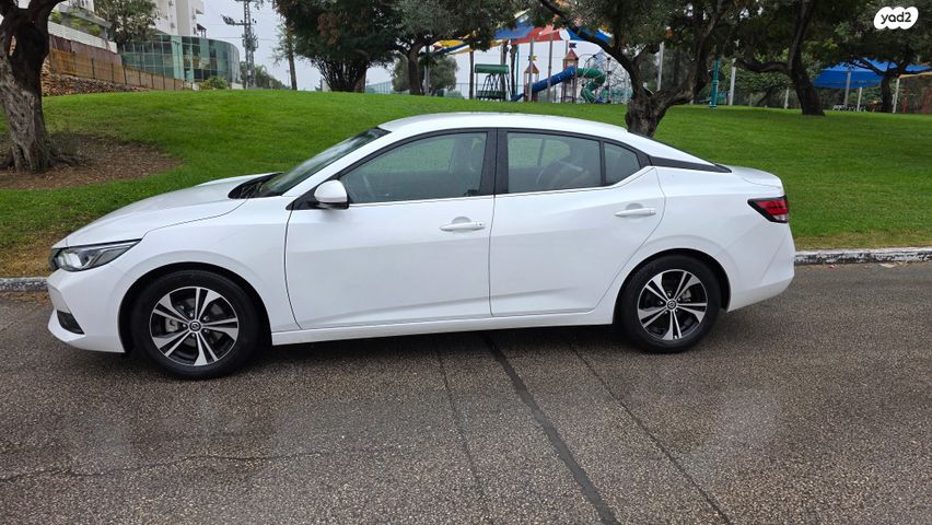 ניסאן סנטרה