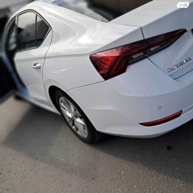 סקודה אוקטביה