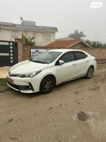 מודעת רכב טויוטה קורולה