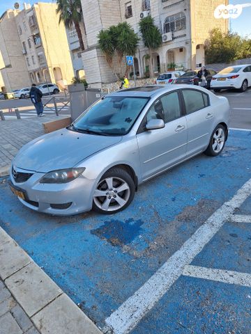 מודעת רכב מאזדה 3