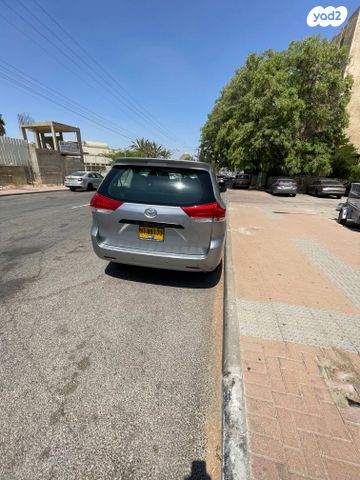 טויוטה סיינה