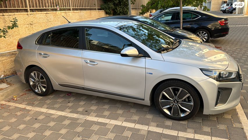 מודעת רכב יונדאי איוניק