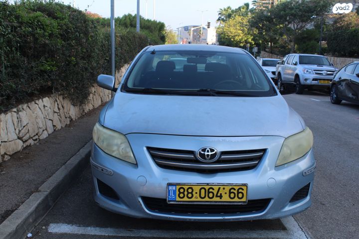 טויוטה קורולה