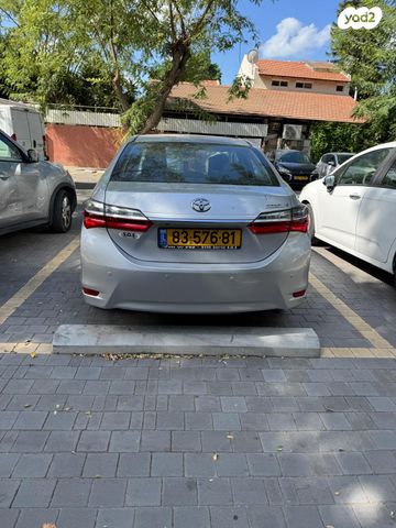 טויוטה קורולה