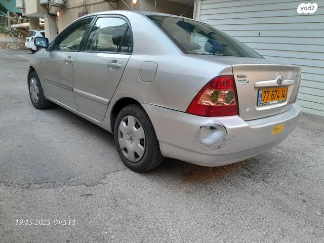 טויוטה קורולה