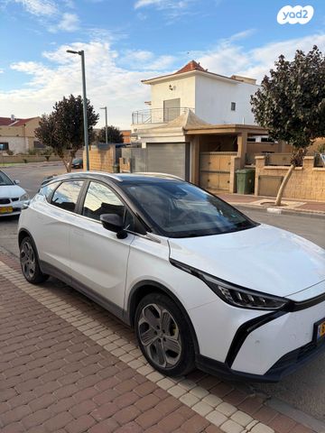 ג׳ילי Geometry C