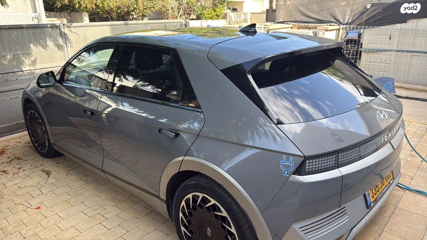 יונדאי איוניק 5