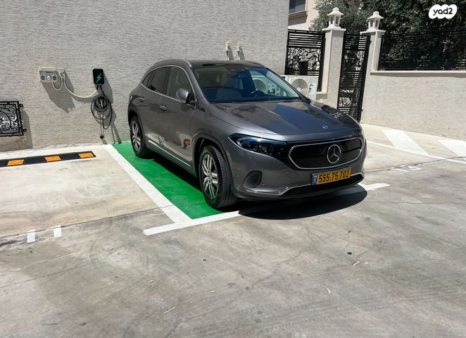 מודעת רכב מרצדס-בנץ EQA