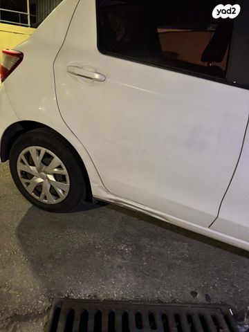 טויוטה יאריס