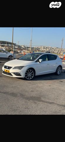 מודעת רכב סיאט לאון