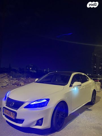 מודעת רכב לקסוס IS