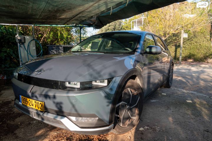 יונדאי איוניק 5