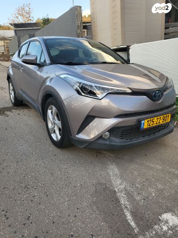 טויוטה C-HR