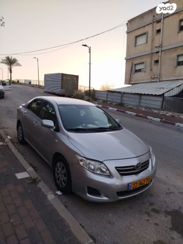 מודעת רכב טויוטה קורולה